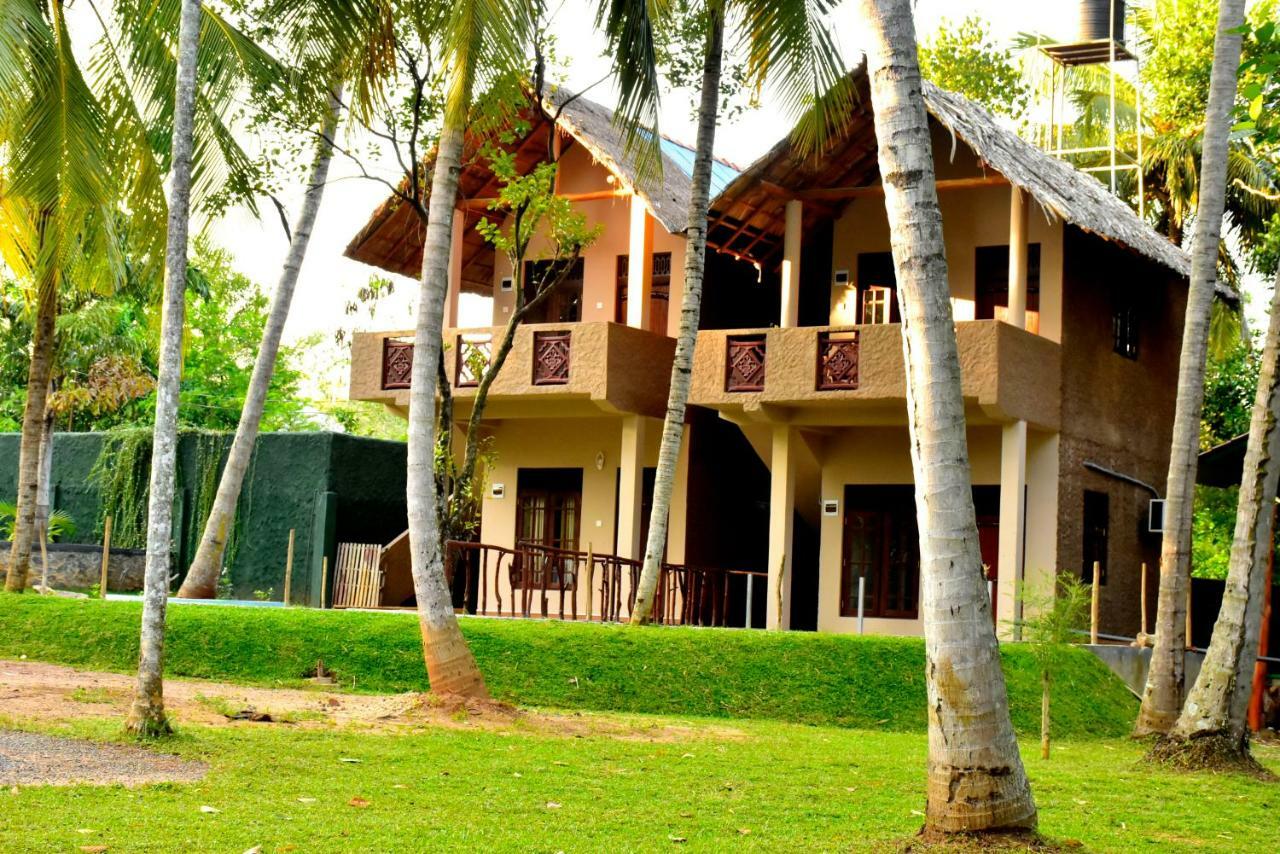 Pelican Lake Udawalawe Ngoại thất bức ảnh